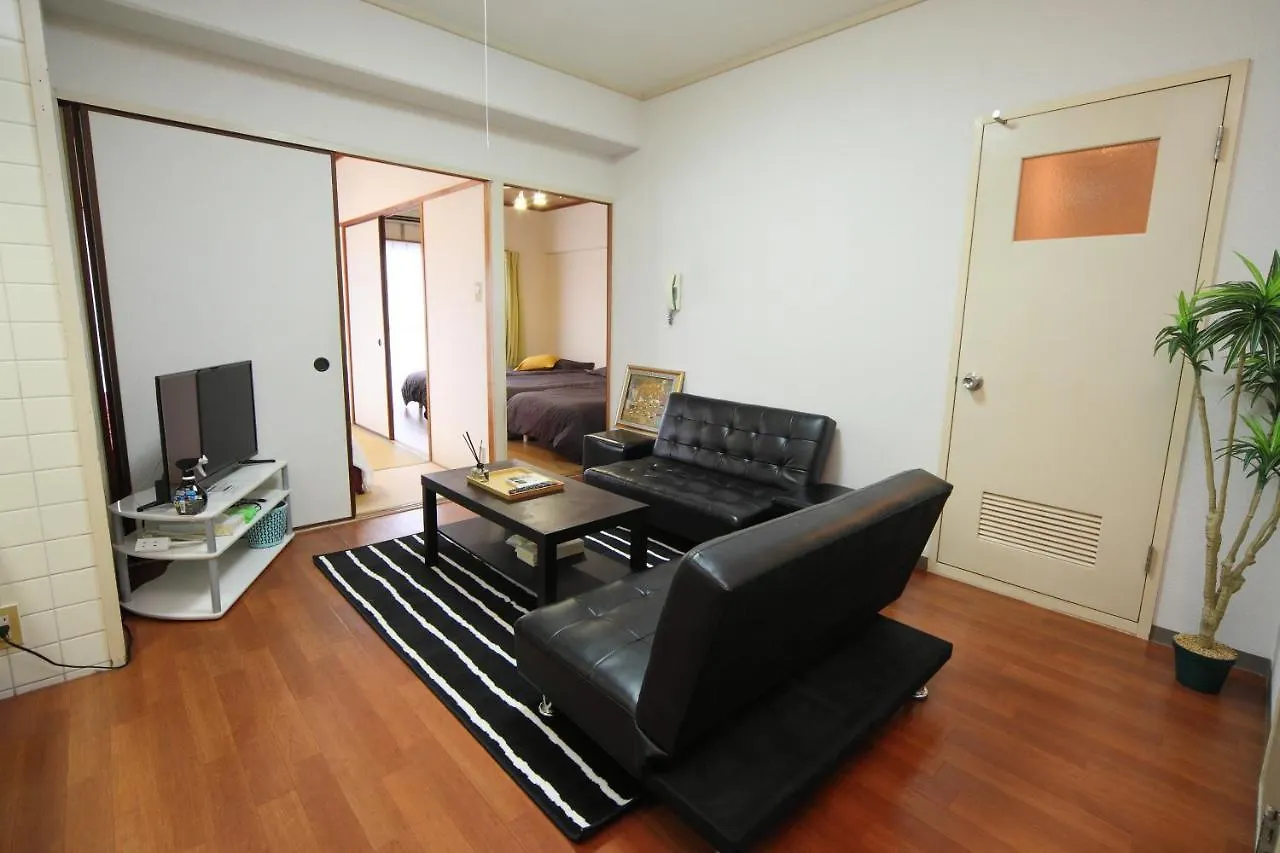Famil Bloom Hotel Oszaka Apartman